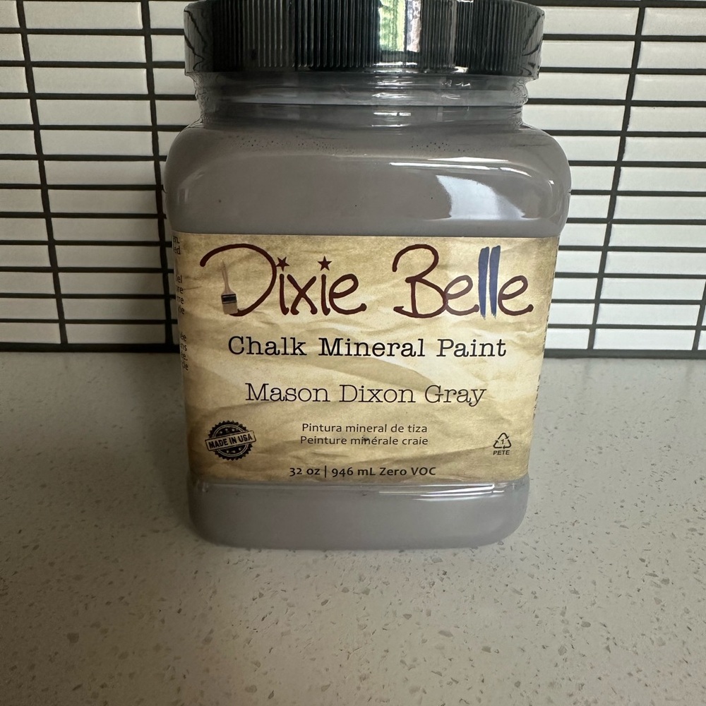 Dixie Belle Chalk Mineral Paint - Mason Dixon Gray